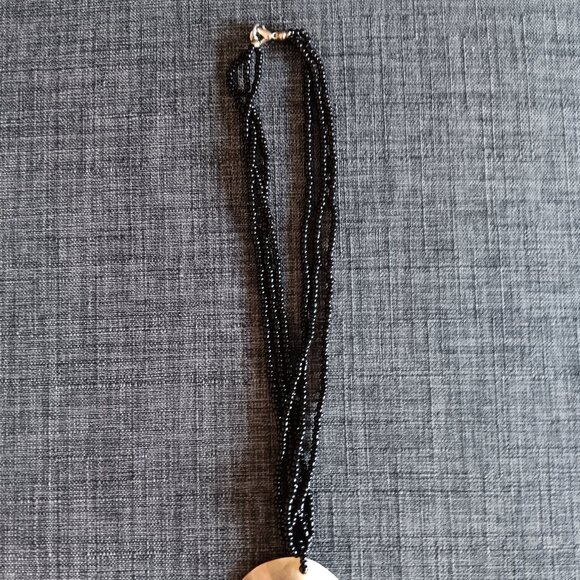 Vintage shell and bead necklace - Picture 2 of 4